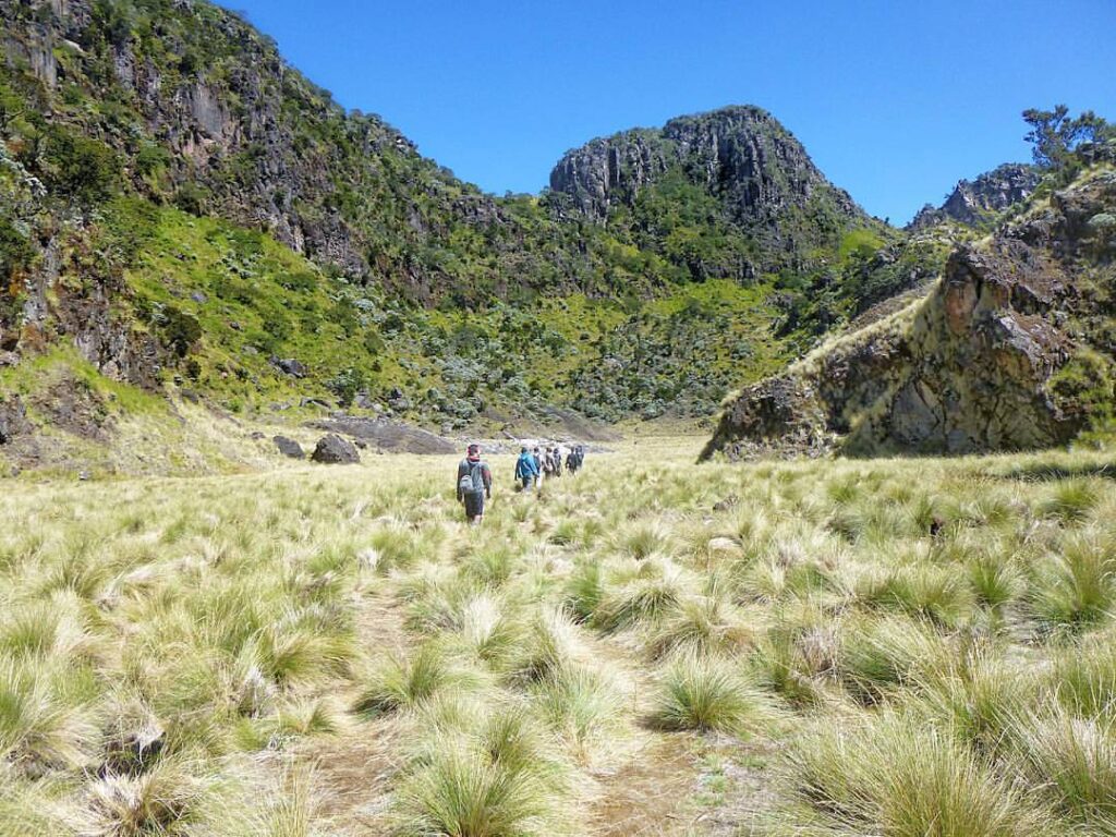 savana gunung sumbing via banaran